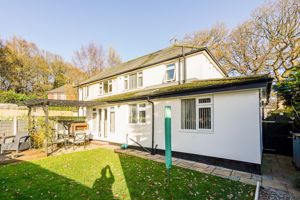 Photo 33- click for photo gallery